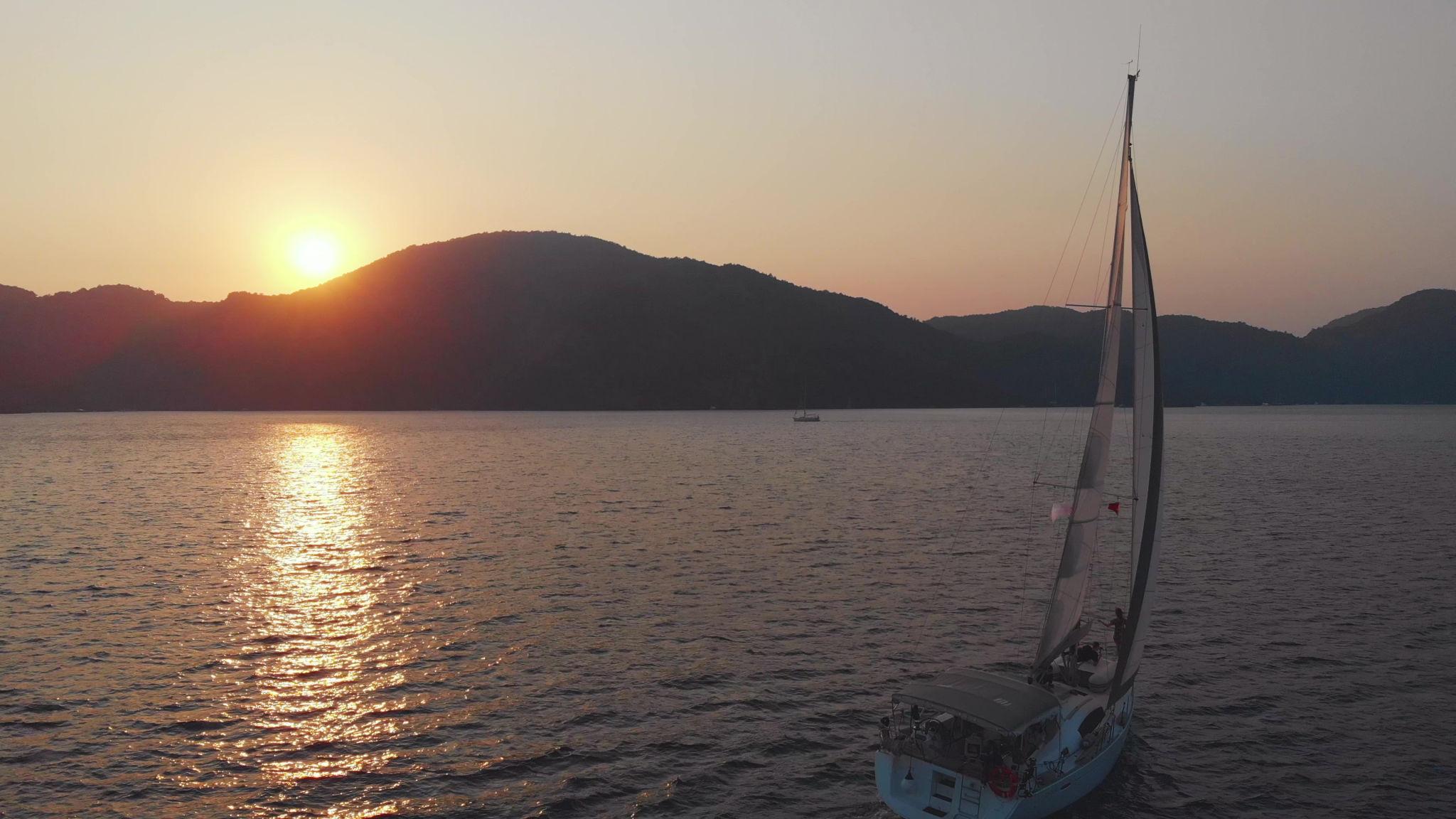 Summer Yacht Escapes Along the East Coast in Style